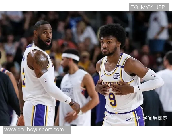 老詹是否该放弃背靠背比赛以保护身体女主持分析其对数据的执念